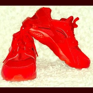 Boys & girls nike Huarache by Nike